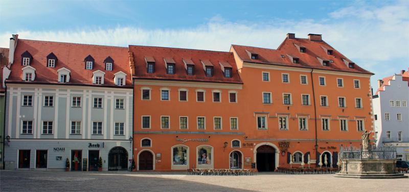 Altstadthotel Arch Regensburg Exterior foto
