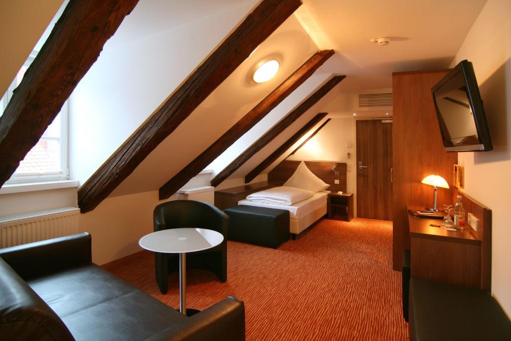 Altstadthotel Arch Regensburg Quarto foto